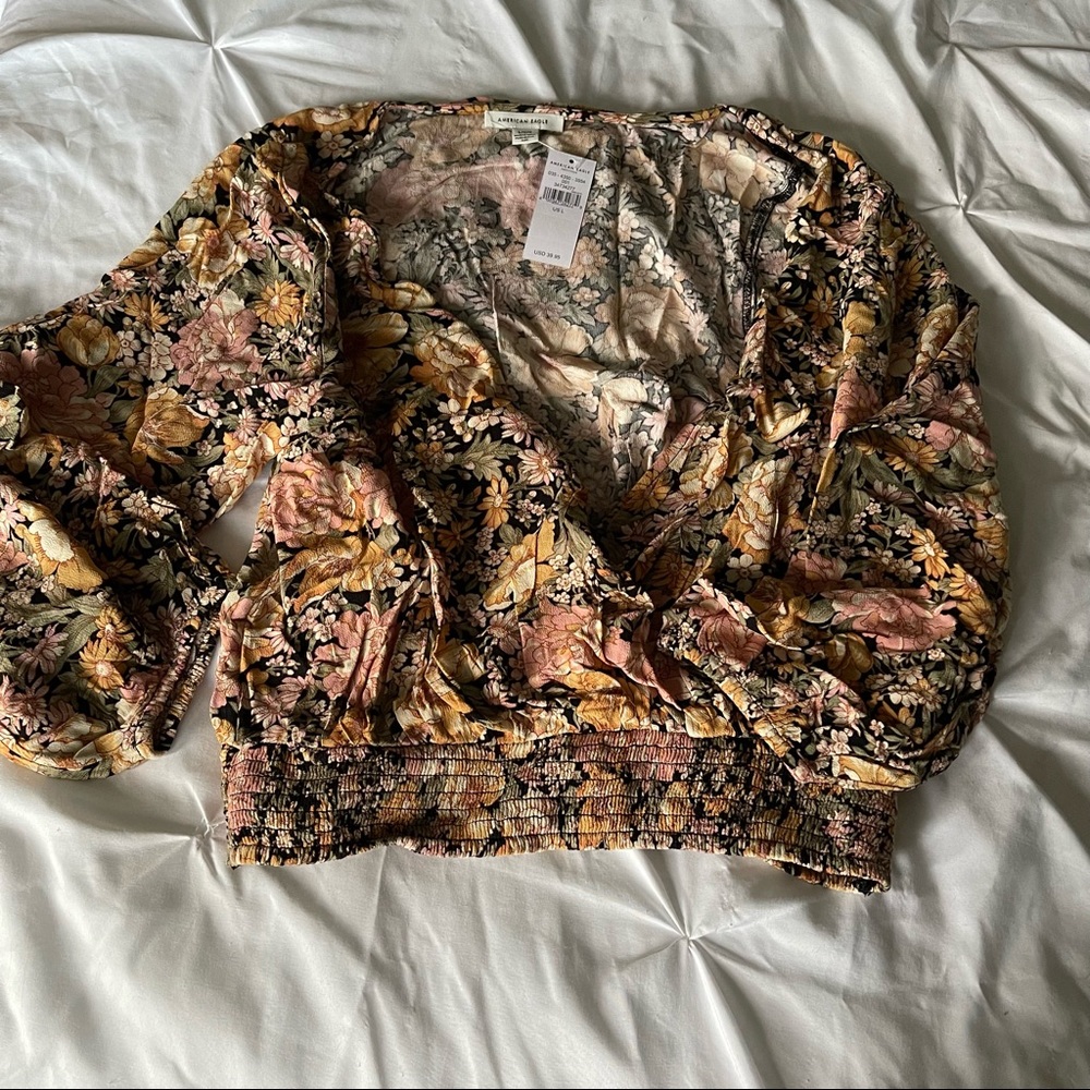 NWT AE Floral Top